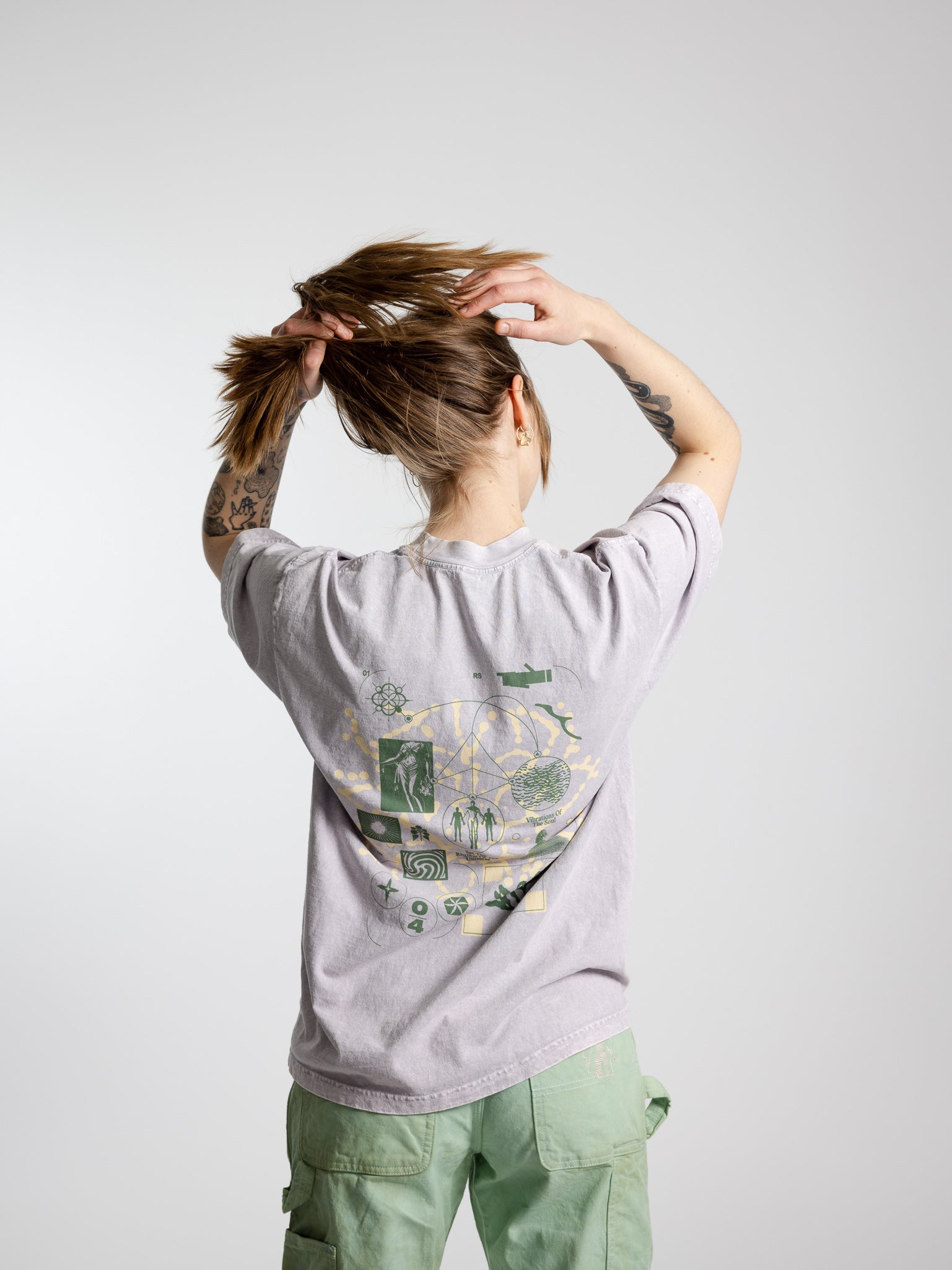 Mind Reader Tee - Ice Grey